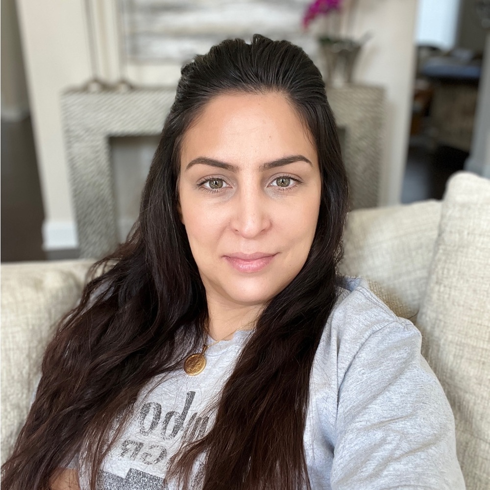 Meet your Posher, Lama